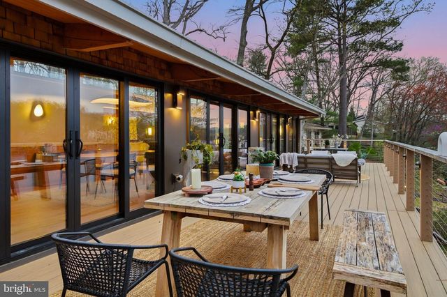 11216 S SHORE RD, Reston, VA 20190