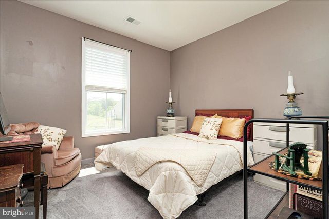 57 CILANTRO LN, Bunker Hill, WV 25413