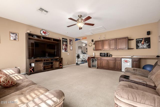 10664 E LOBO Avenue, Mesa, AZ 85209