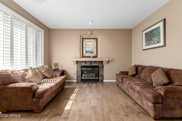 10664 E LOBO Avenue, Mesa, AZ 85209