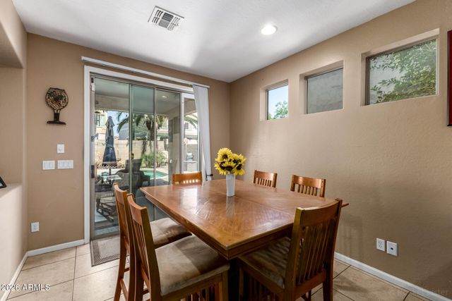 10664 E LOBO Avenue, Mesa, AZ 85209