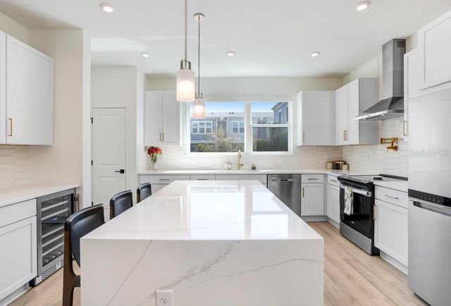 2506 W CLEVELAND STREET 20, Tampa, FL 33609