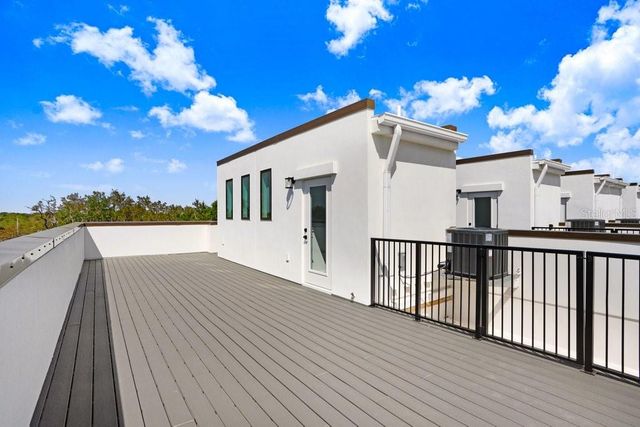 2506 W CLEVELAND STREET 20, Tampa, FL 33609