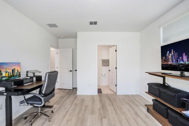 2506 W CLEVELAND STREET 20, Tampa, FL 33609
