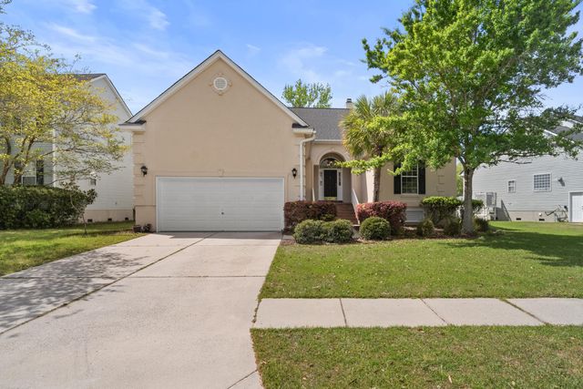 1892 Palmetto Isle Drive, Mount Pleasant, SC 29466