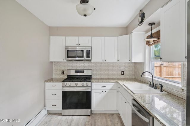 127 Bierley Avenue, Pemberville, OH 43450