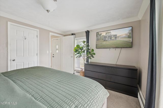 127 Bierley Avenue, Pemberville, OH 43450