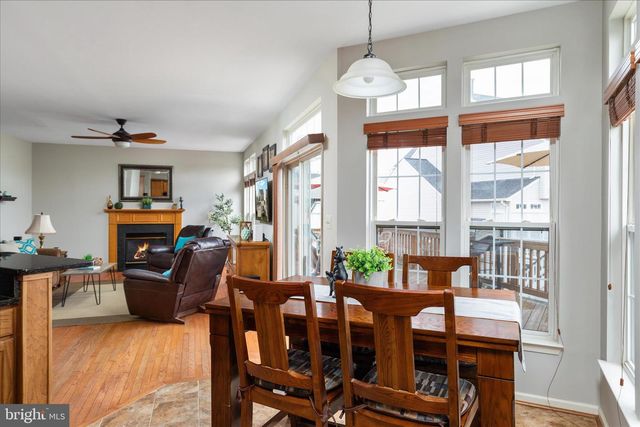 8107 LANDFALL CT, Gainesville, VA 20155