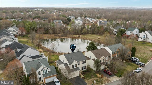 8107 LANDFALL CT, Gainesville, VA 20155