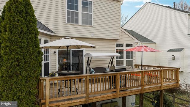 8107 LANDFALL CT, Gainesville, VA 20155