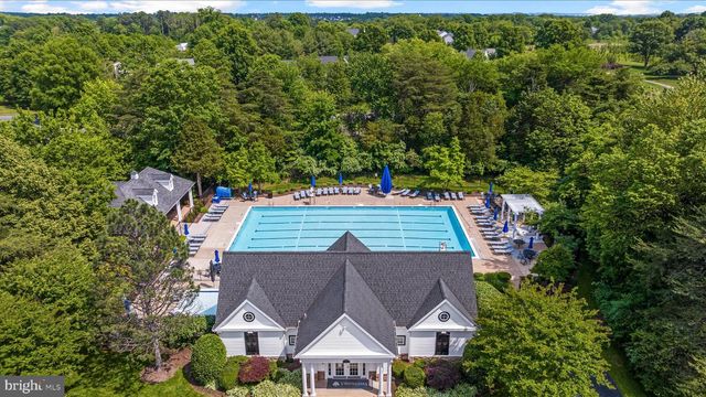 8107 LANDFALL CT, Gainesville, VA 20155