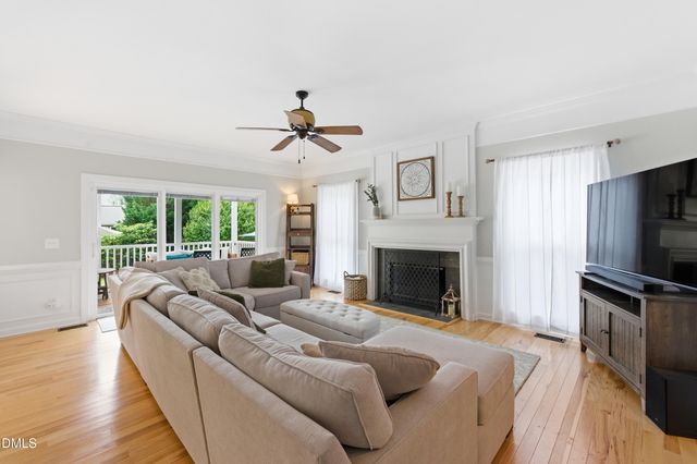 2124 Osprey Circle, Raleigh, NC 27615