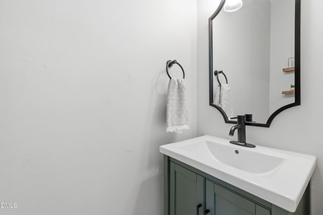 2124 Osprey Circle, Raleigh, NC 27615