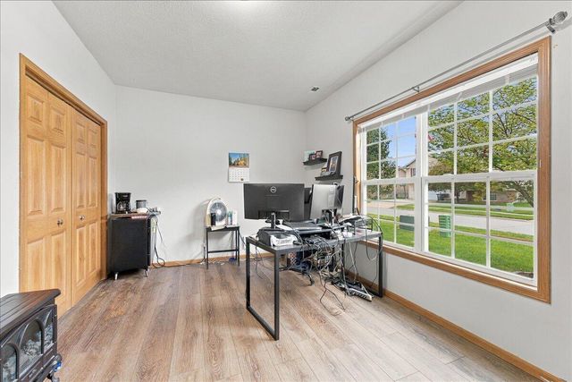5701 REDTAIL Road, Council Bluffs, IA 51501