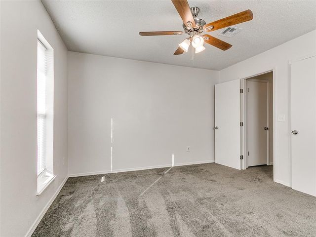 1064 NW 7th Place, Moore, OK 73160