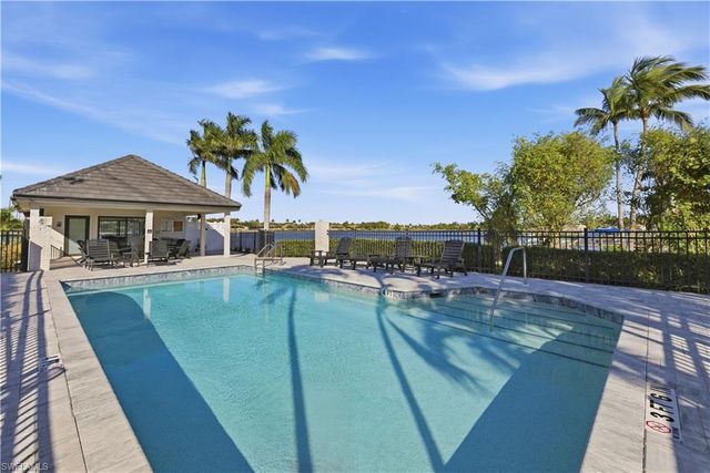 5090 Harborage DR, Fort Myers, FL 33908