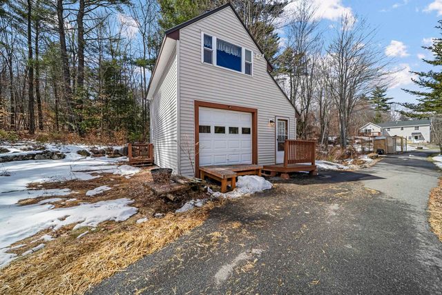 647 Cross Country Road, Pembroke, NH 03275