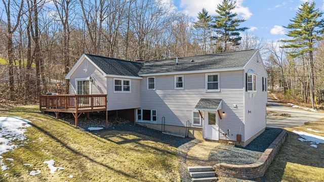 647 Cross Country Road, Pembroke, NH 03275