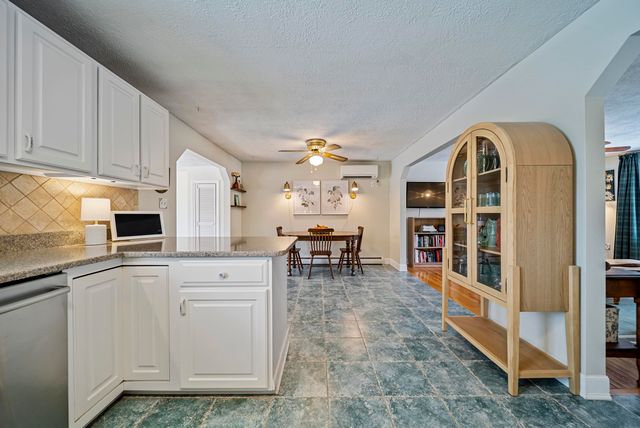 647 Cross Country Road, Pembroke, NH 03275