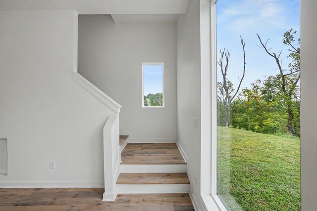 213 Walnutwood Lane, Nashville, TN 37211