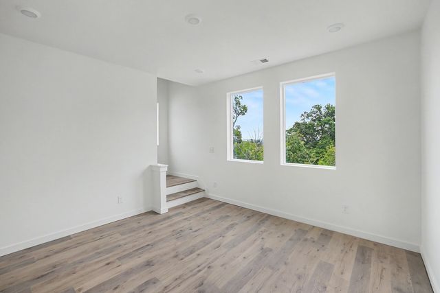213 Walnutwood Lane, Nashville, TN 37211