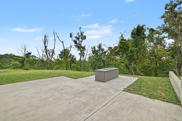 213 Walnutwood Lane, Nashville, TN 37211