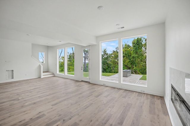 213 Walnutwood Lane, Nashville, TN 37211