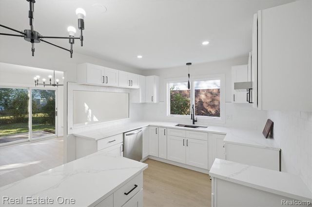 43051 Fernwood Street, Canton, MI 48187