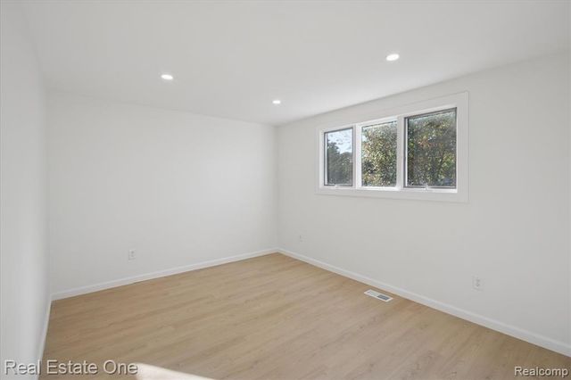 43051 Fernwood Street, Canton, MI 48187