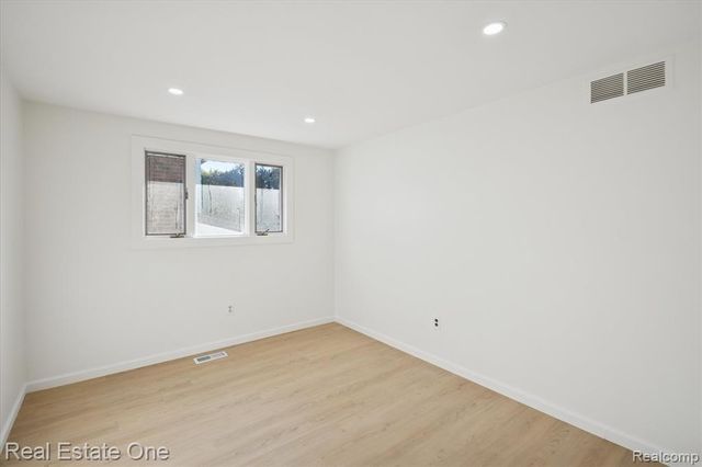 43051 Fernwood Street, Canton, MI 48187