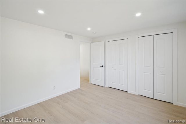 43051 Fernwood Street, Canton, MI 48187