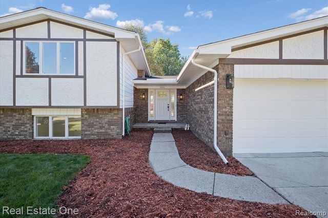 43051 Fernwood Street, Canton, MI 48187