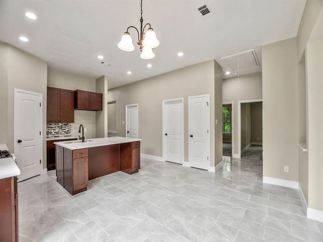 9338 Nyssa Street, Houston, TX 77078