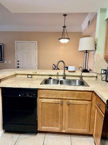 2309 Myrtlewood Circle E 2309, Palm Beach Gardens, FL 33418