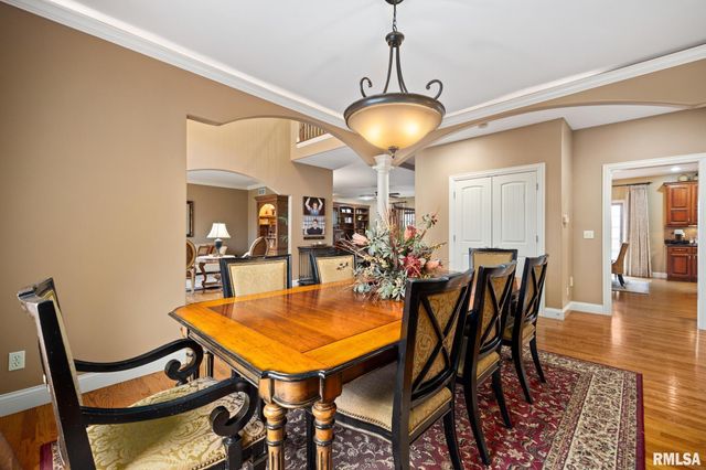 6410 W Willow Oak Court, Edwards, IL 61528