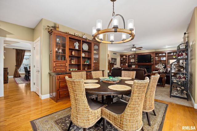 6410 W Willow Oak Court, Edwards, IL 61528