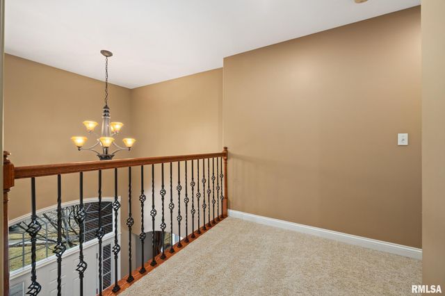 6410 W Willow Oak Court, Edwards, IL 61528