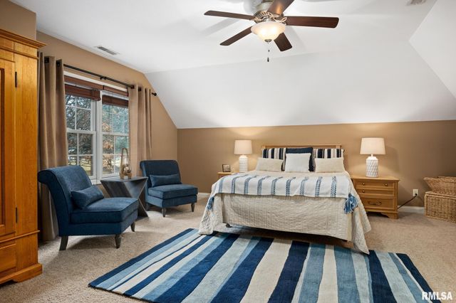 6410 W Willow Oak Court, Edwards, IL 61528