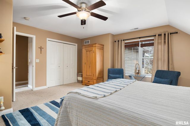 6410 W Willow Oak Court, Edwards, IL 61528