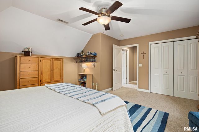 6410 W Willow Oak Court, Edwards, IL 61528