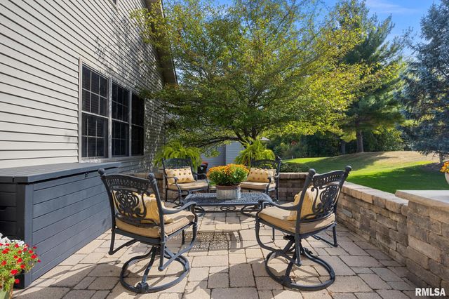 6410 W Willow Oak Court, Edwards, IL 61528