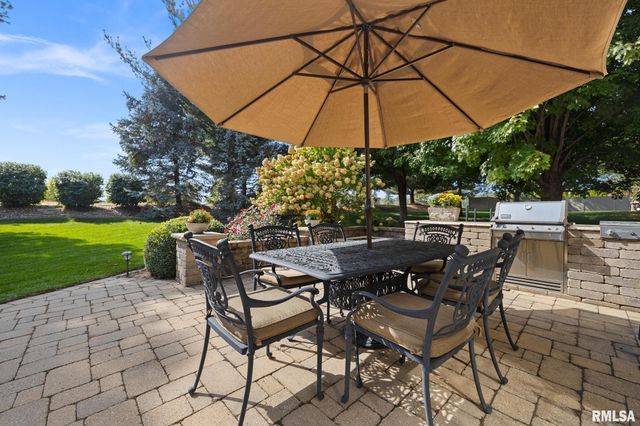 6410 W Willow Oak Court, Edwards, IL 61528