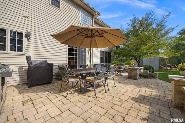 6410 W Willow Oak Court, Edwards, IL 61528