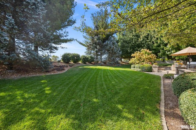 6410 W Willow Oak Court, Edwards, IL 61528