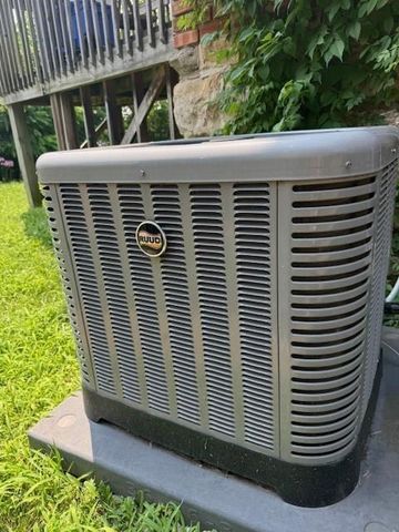 37 E 32nd Street, Kansas City, MO 64111