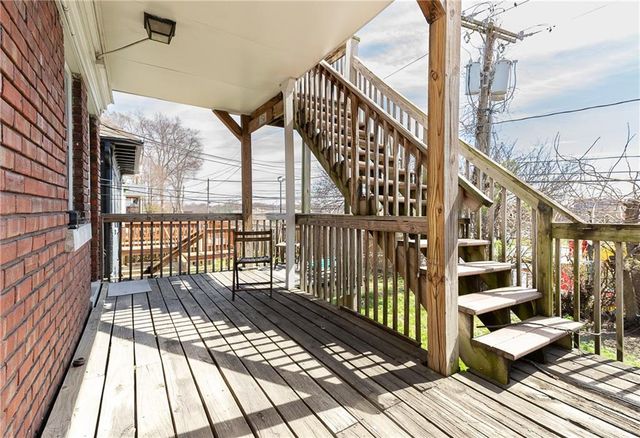 37 E 32nd Street, Kansas City, MO 64111