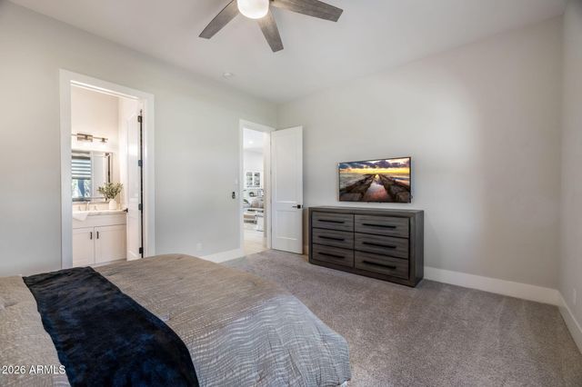 37239 N 11TH Avenue, Phoenix, AZ 85086
