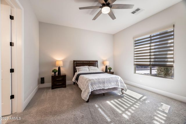 37239 N 11TH Avenue, Phoenix, AZ 85086