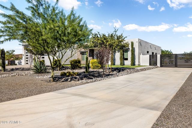 37239 N 11TH Avenue, Phoenix, AZ 85086