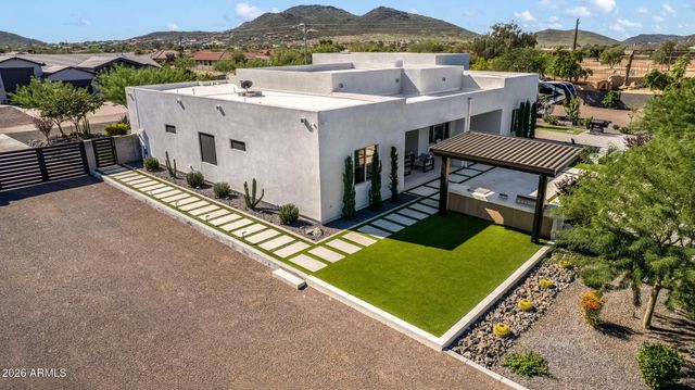 37239 N 11TH Avenue, Phoenix, AZ 85086